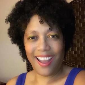 Meet your Posher, Jackie d.